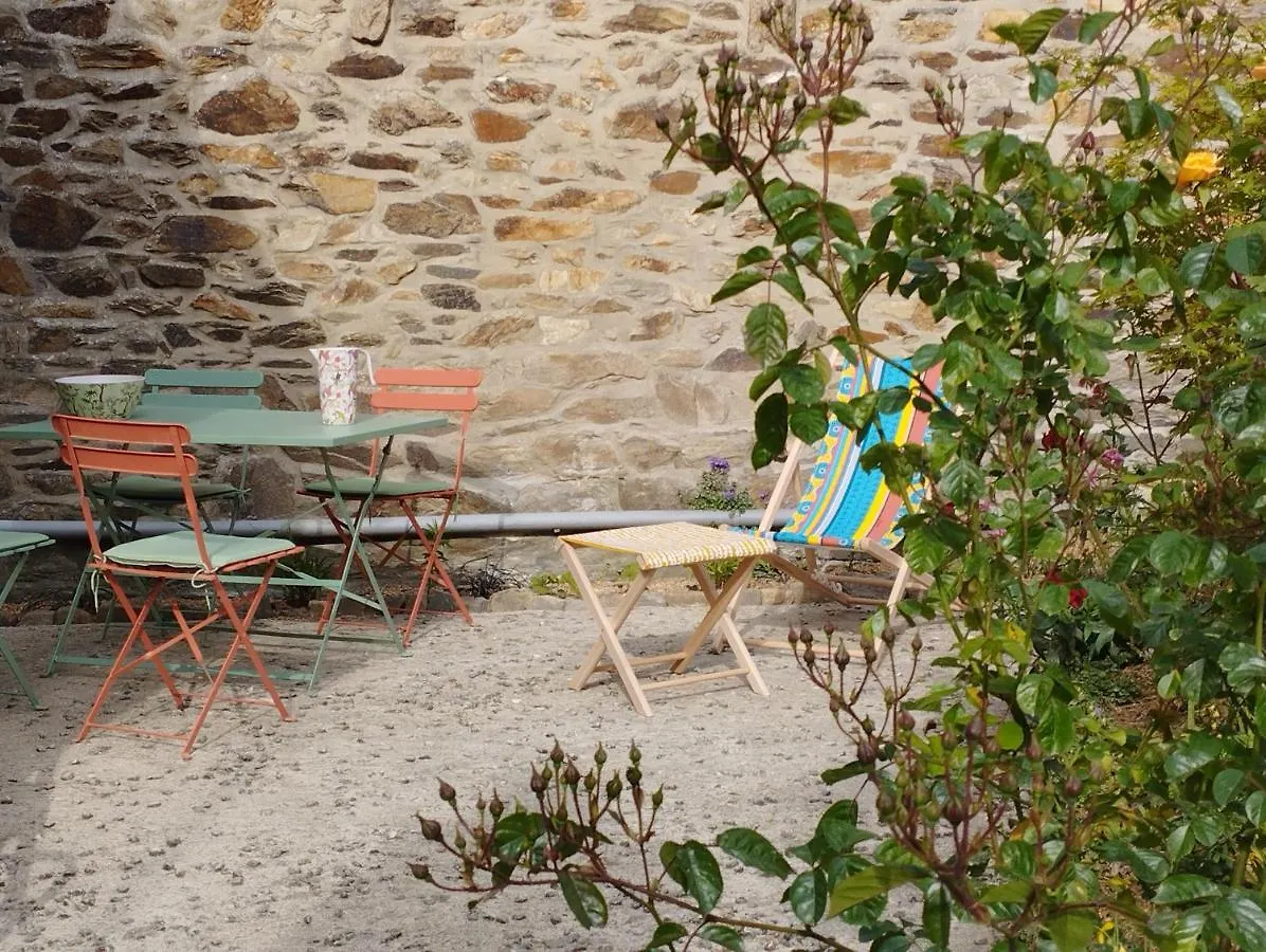 Maison Du Martin Pecheur A Lannion Holiday home